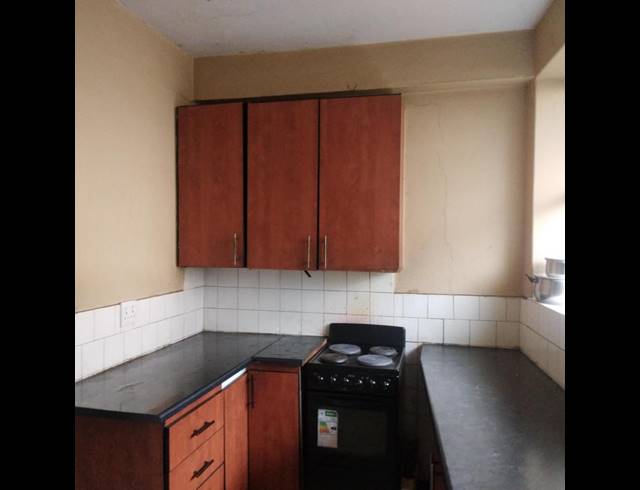 5 BEDROOM APARTMENT FOR SALE IN SUNNYSIDE